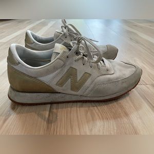 New Balance Womens 620 Gold And Beige Women’s Size 8.5